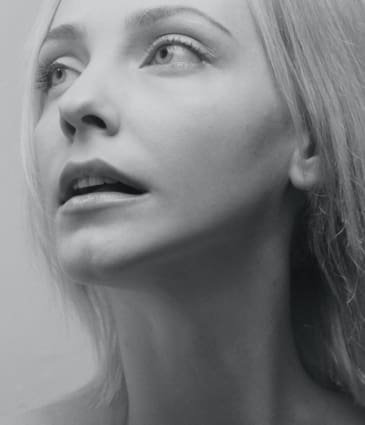 Nefertiti Neck Lift